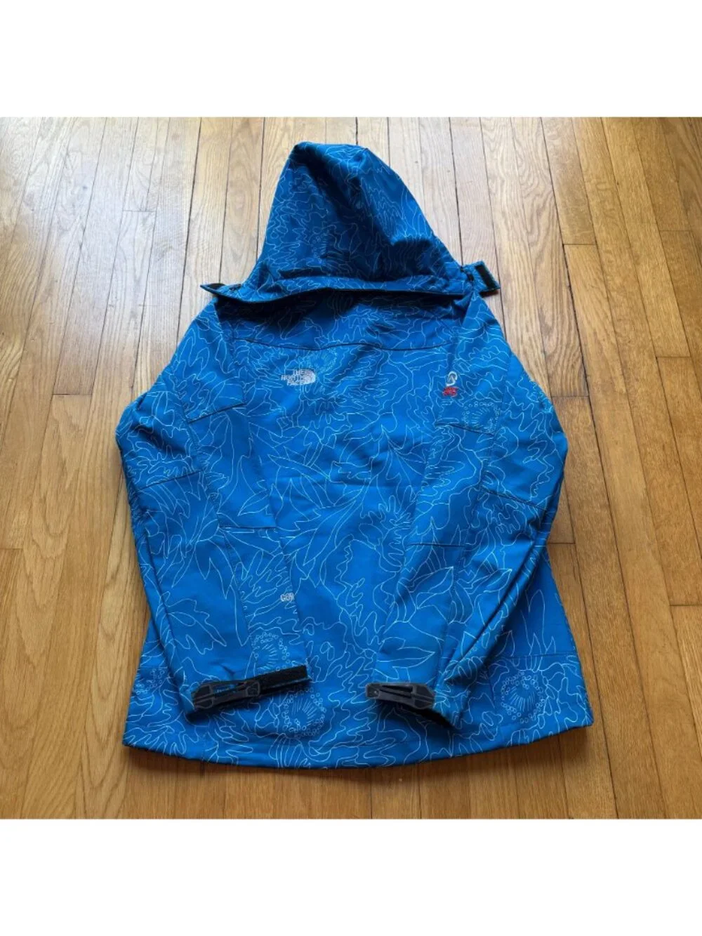 North Face Girls Youth XXL Gorpcore Blue Floral Summit Series Hooded Jacket
